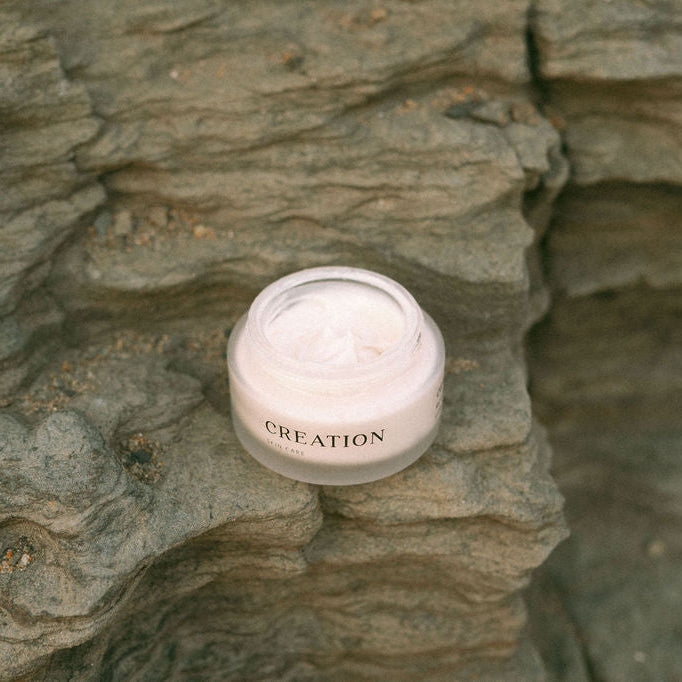 ORIGIN | Moisturiser with Resurrection Flower